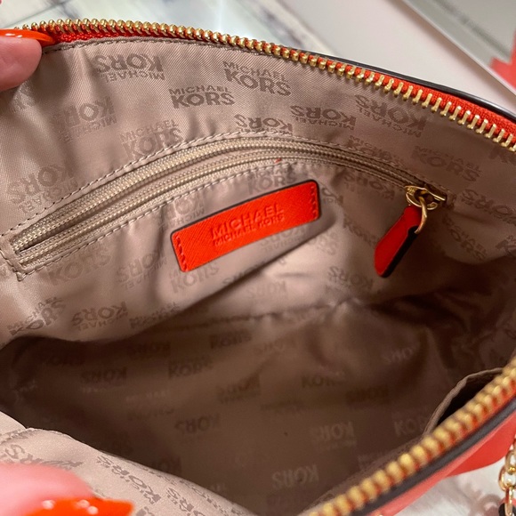 Michael Kors Crossbody Dome Bag in vibrant orange - Picture 7 of 10